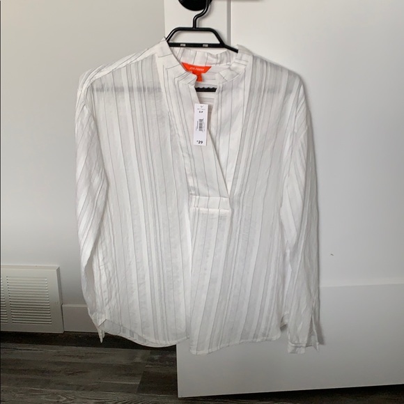 Women’s long sleeve white blouse. - Picture 2 of 2